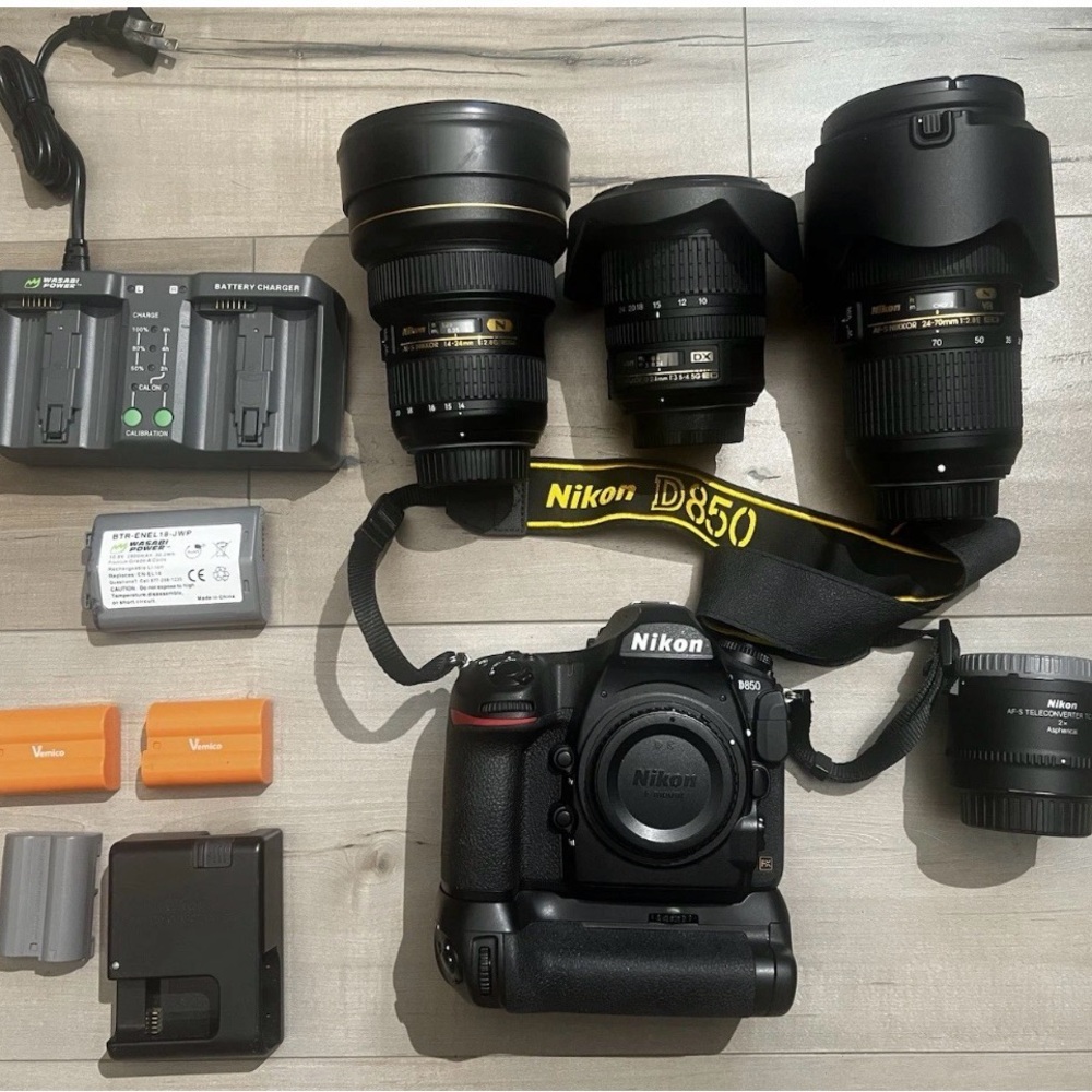 Nikon D850 DSLR Camera with lens bundle